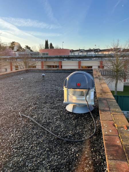 prix pour changer tourelle d'extraction dans une cuisine de restaurant à toulouse