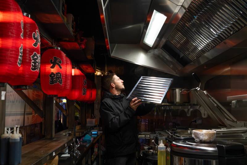 LP VENTIL : Entreprise spécialisée dans l’installation de hottes professionnelles pour les cuisines industrielles et les laboratoires alimentaires en Haute-Garonne