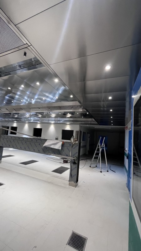 Installation de plafond filtrant grand volume pour cuisine centrale en Haute-Garonne (31)